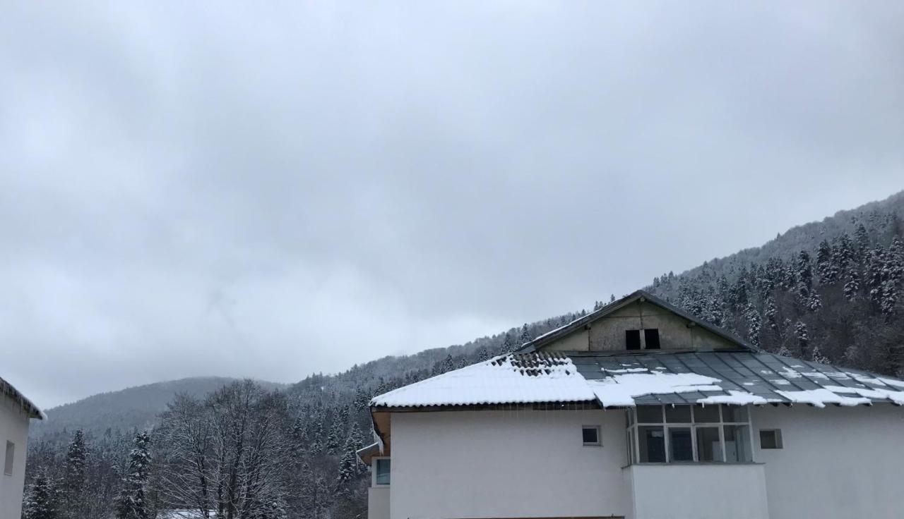 Cocooning In A Lovely Mountain Suite - One 아주가 외부 사진